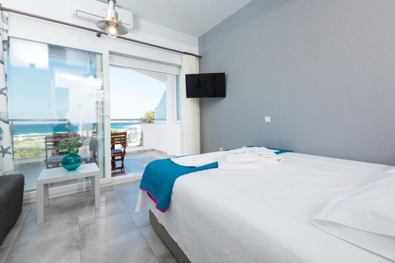 Artemis Beach Apartments Chrisi Ammoudia Exterior foto